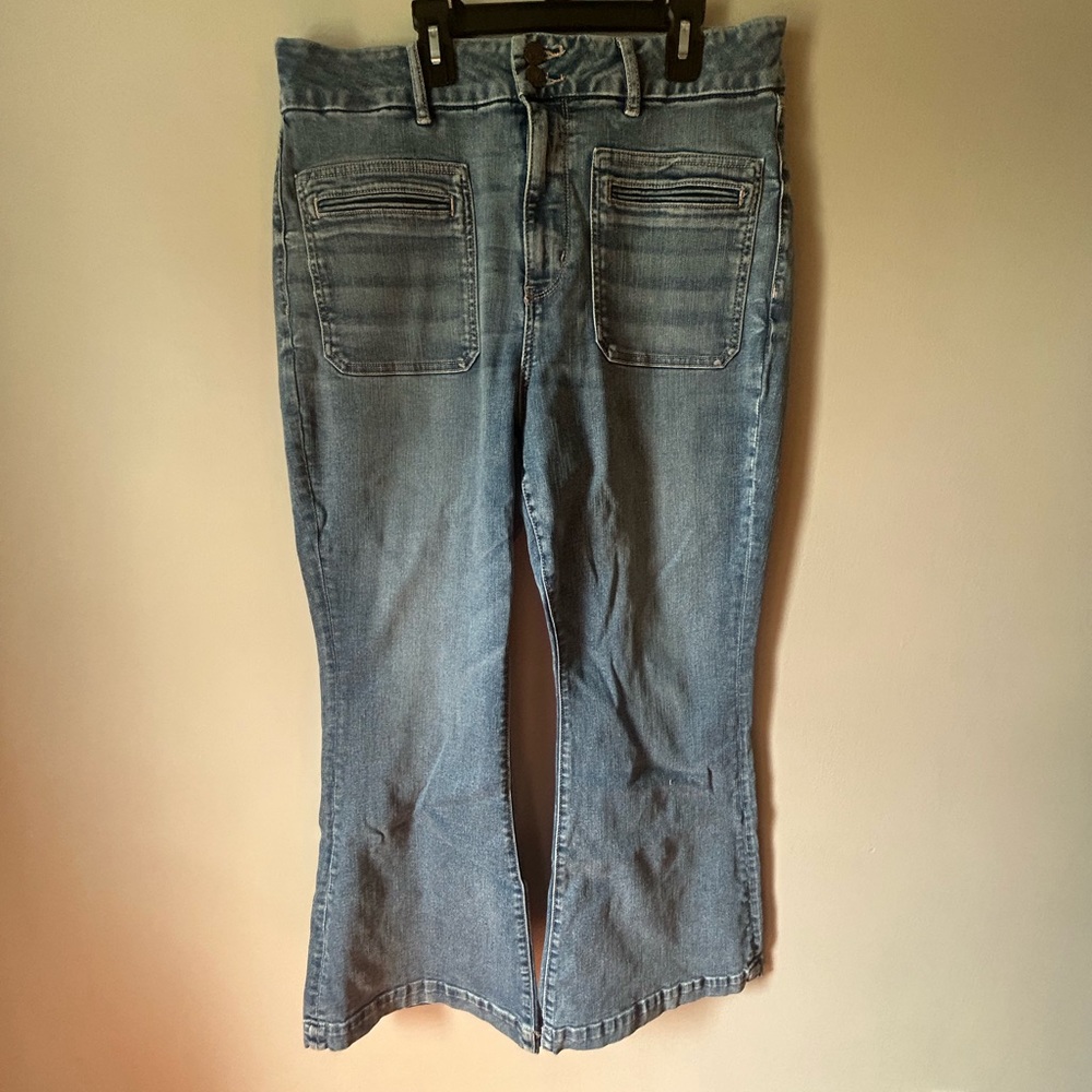 Curvy Super Hi-Rise Flare AE Jeans